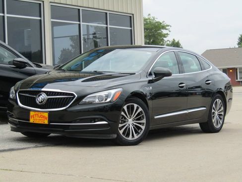 Used 2017 Buick LaCrosse Preferred FWD image 12