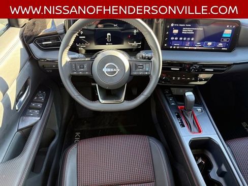 New 2026 Nissan Kicks SR w/ SR Premium Package FWD image 13