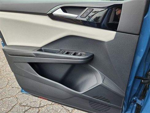 New 2025 Volkswagen Taos S image 23