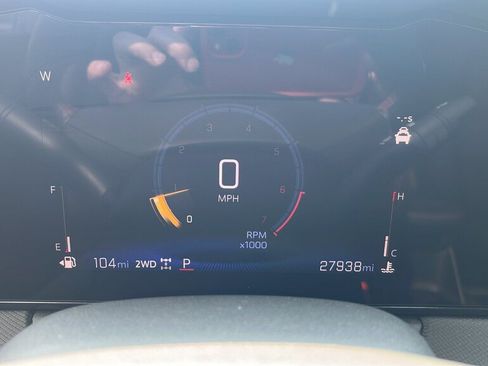 Used 2024 Chevrolet TrailBlazer RS w/ Driver Confidence Package AWD/4WD image 12