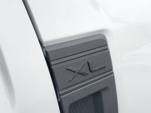 New 2026 Ford Maverick XL image 6