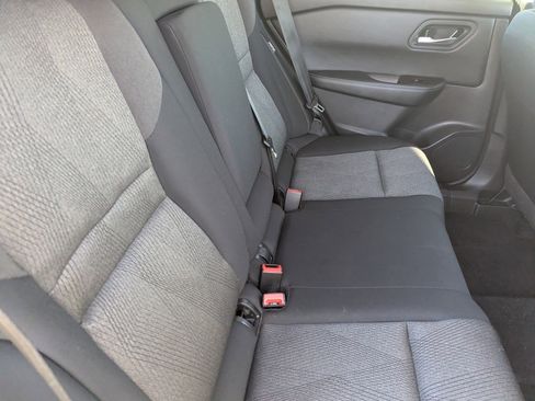 Certified 2025 Nissan Rogue SV image 14