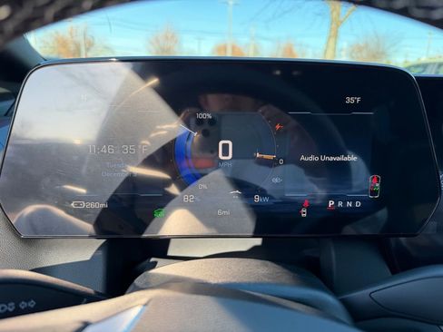 New 2026 Chevrolet Equinox EV LT AWD/4WD image 13
