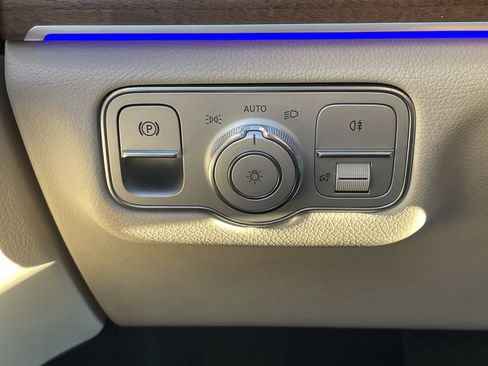 Certified 2024 Mercedes-Benz GLE 350 4MATIC image 23