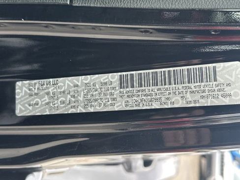 Used 2019 Jeep Wrangler Unlimited Rubicon image 33