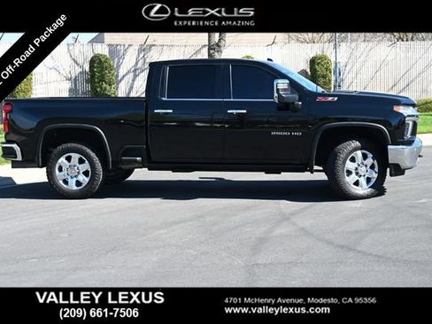 Used 2022 Chevrolet Silverado 2500 LTZ w/ LTZ Plus Package image 3
