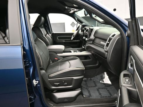 Used 2024 RAM 2500 Laramie w/ Night Edition image 37