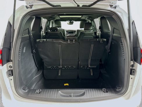 New 2026 Chrysler Pacifica Limited w/ S Appearance Package FWD image 21