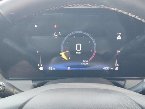 Used 2025 Chevrolet TrailBlazer ACTIV w/ Convenience Package FWD image 7