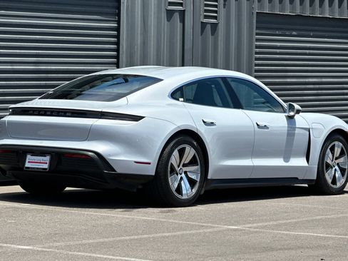 Certified 2022 Porsche Taycan 4S AWD/4WD image 8