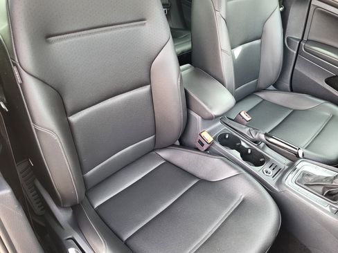 Used 2018 Volkswagen Golf Alltrack S image 16