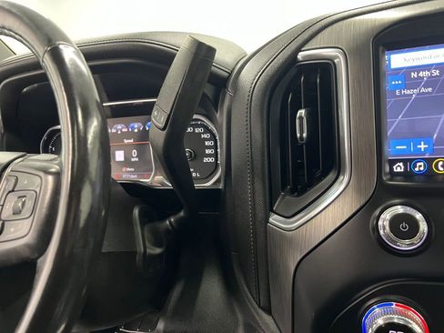 Used 2021 GMC Sierra 3500 Denali w/ Denali Ultimate Package AWD/4WD image 16
