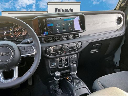 Certified 2024 Jeep Wrangler Sahara image 6