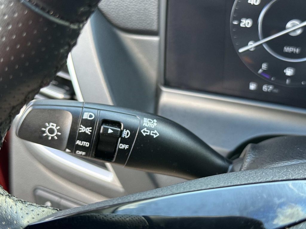 Used 2024 Kia Seltos SX AWD/4WD image 40