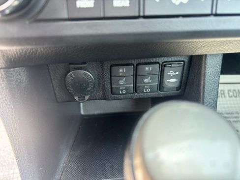 Used 2016 Toyota Corolla S Premium FWD image 29
