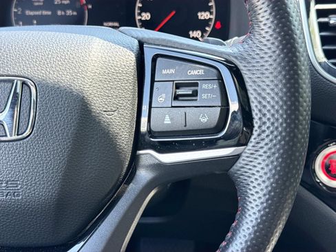 Used 2024 Honda Ridgeline Black Edition image 14