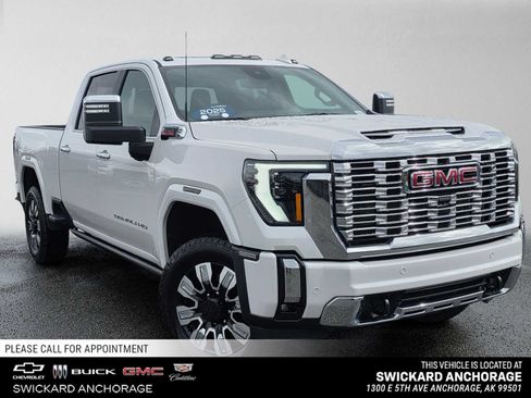 Certified 2025 GMC Sierra 2500 Denali w/ Denali Reserve Package AWD/4WD image 1