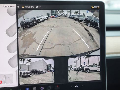 Used 2023 Tesla Model Y Long Range AWD/4WD image 24