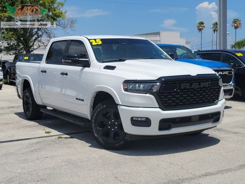 Used 2025 RAM 1500 Big Horn AWD/4WD image 1