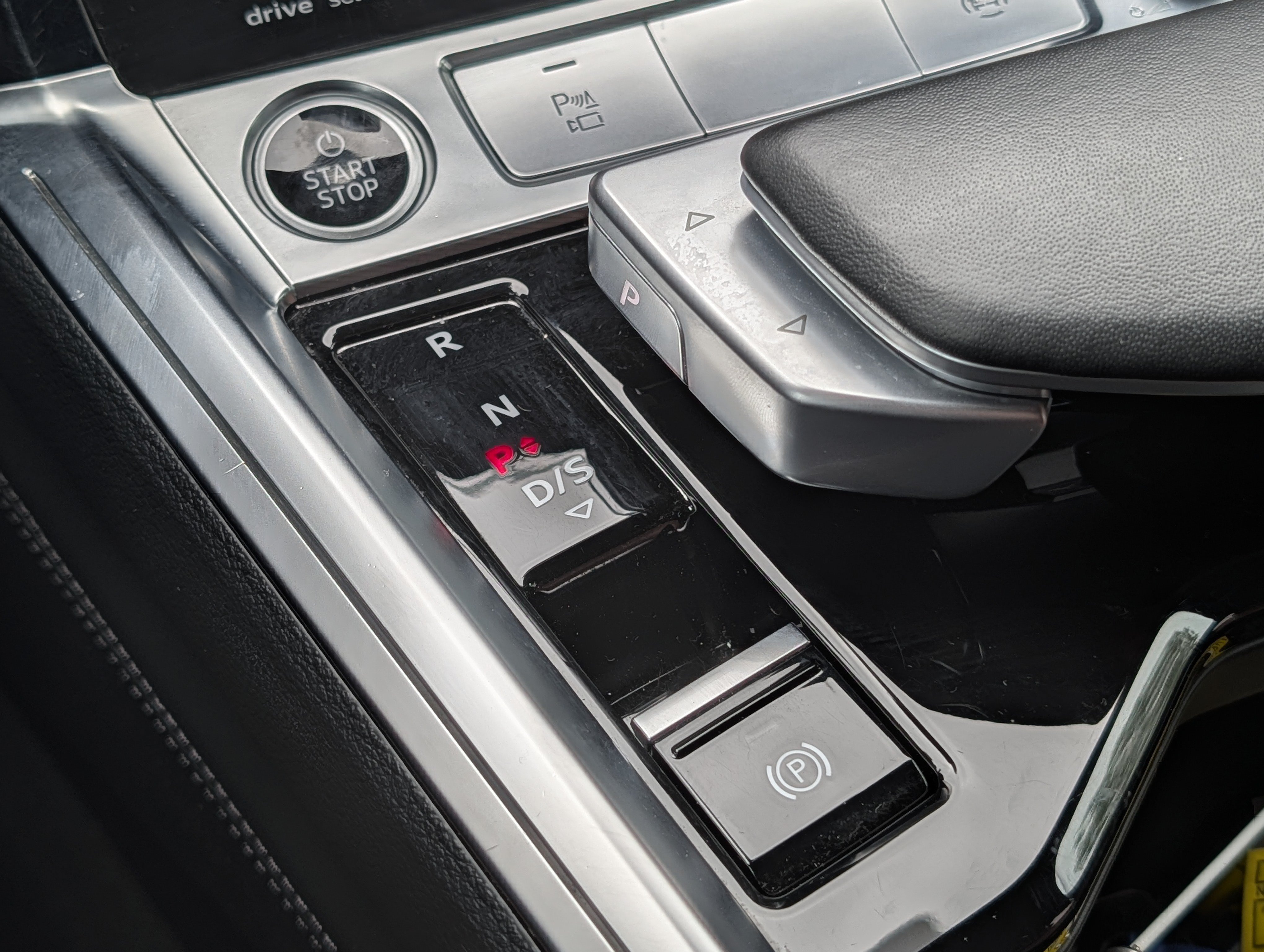 Used 2023 Audi e-tron Chronos w/ Chronos Package AWD/4WD image 24