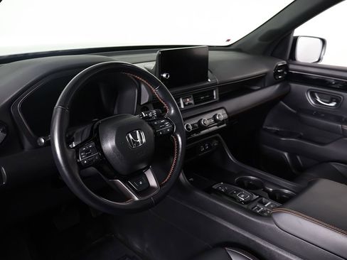 Used 2024 Honda Pilot TrailSport image 29