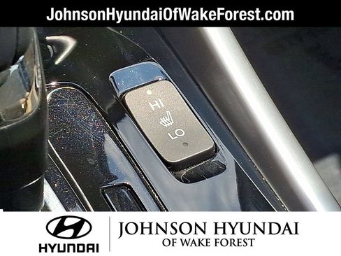 Used 2017 Honda Accord Touring image 19