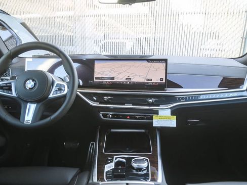 New 2026 BMW X5 sDrive40i w/ M Sport Package image 9