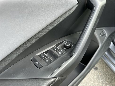 New 2026 Volkswagen Jetta SE image 15