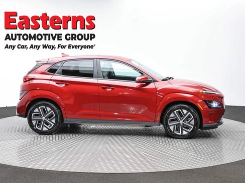 Used 2022 Hyundai Kona SEL w/ Convenience Package image 4