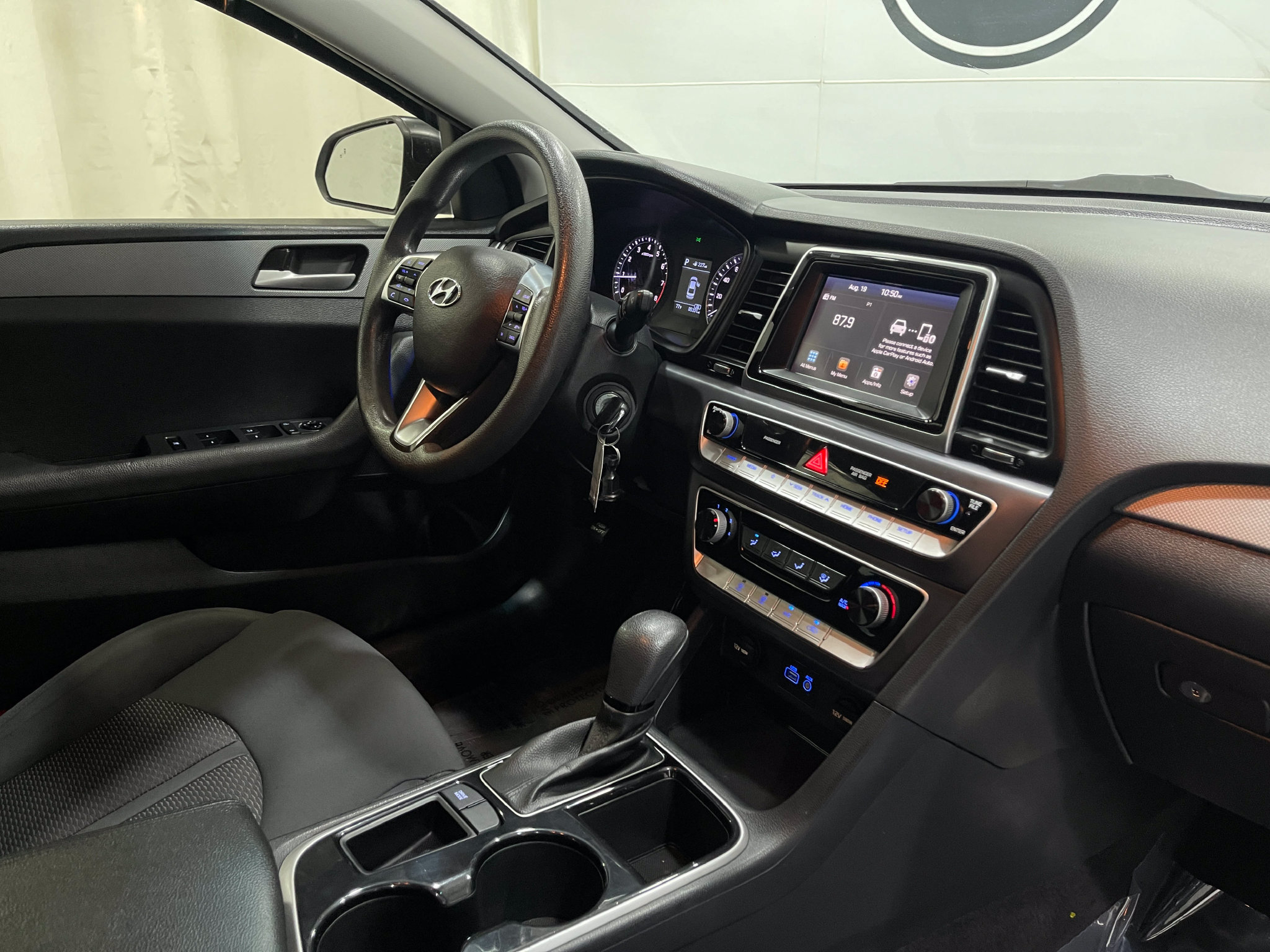 Used 2018 Hyundai Sonata SE FWD image 18