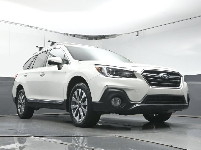 Used 2019 Subaru Outback 3.6R Touring w/ Popular Package #3A AWD/4WD image 34