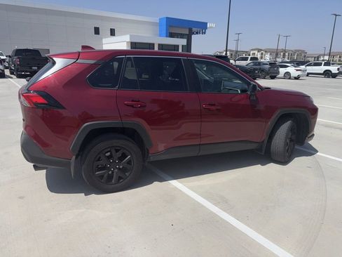Used 2024 Toyota RAV4 LE FWD image 4