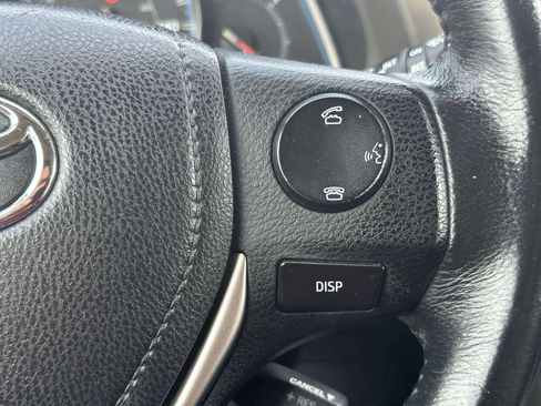 Used 2015 Toyota RAV4 Limited image 27