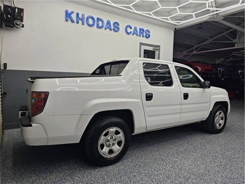 Used 2006 Honda Ridgeline RT image 4