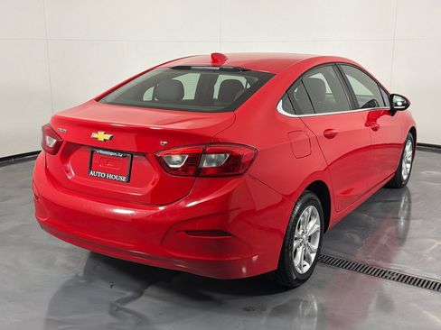 Used 2019 Chevrolet Cruze LT w/ LT Fleet Convenience Package FWD image 5