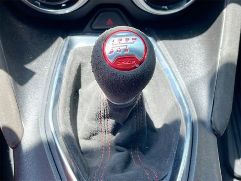 Used 2019 Chevrolet Camaro ZL1 image 17