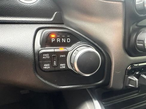 Used 2020 RAM 1500 Big Horn AWD/4WD image 17