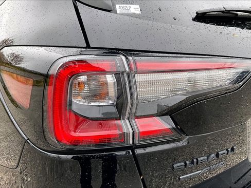 Certified 2025 Subaru Outback Onyx Edition image 31