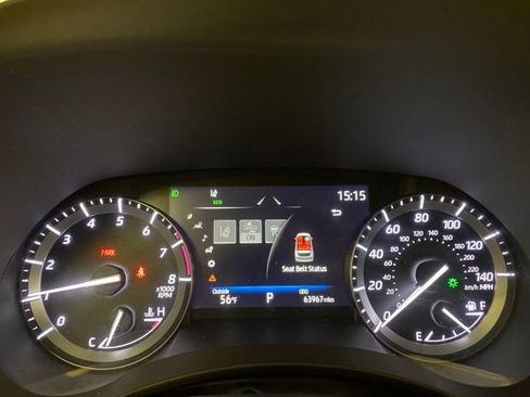 Used 2021 Toyota Highlander Platinum AWD/4WD image 9