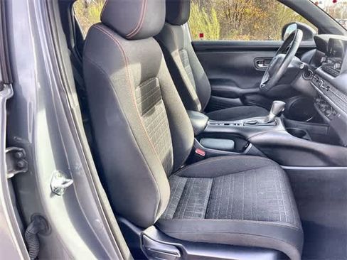 Certified 2025 Honda HR-V Sport image 12