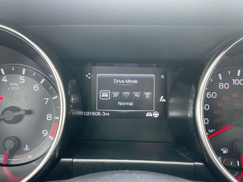 Used 2018 Ford Mustang Shelby GT350 w/ Electronics Package RWD image 13