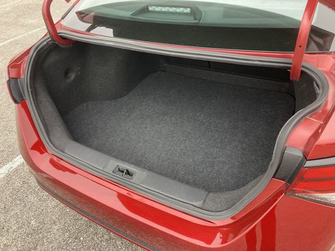 Used 2024 Nissan Sentra SV image 22