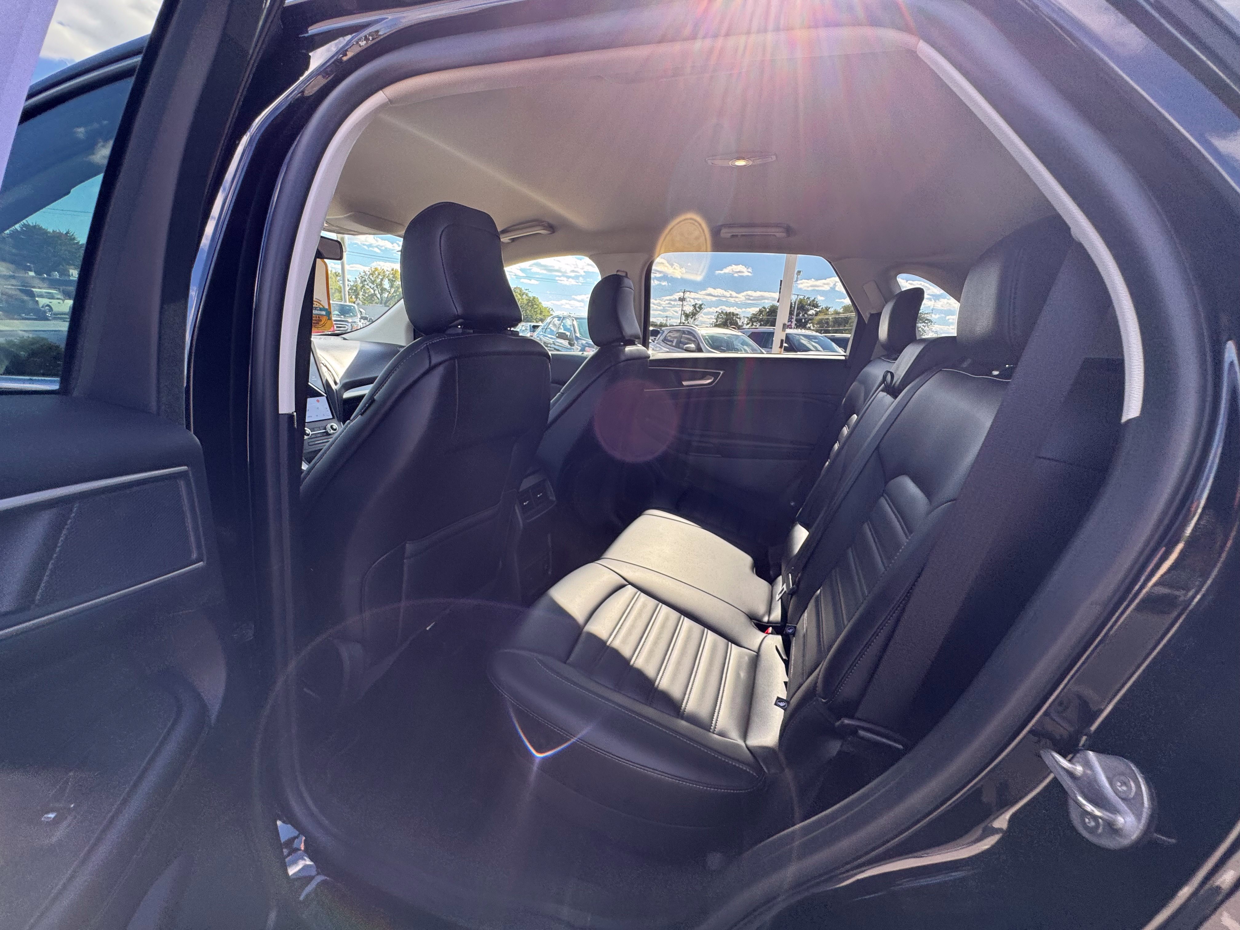 Used 2024 Ford Edge SEL w/ Convenience Package AWD/4WD image 22