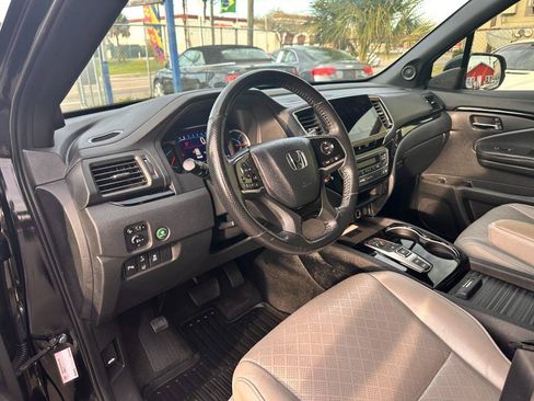 Used 2019 Honda Passport Touring image 9