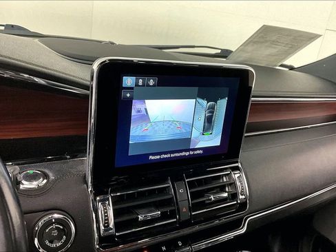 Used 2021 Lincoln Navigator L Reserve w/ Luxury Package image 13