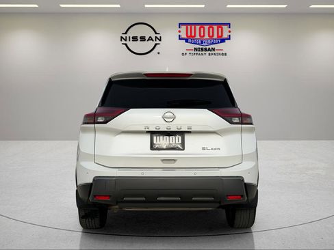 Certified 2025 Nissan Rogue SL AWD/4WD image 5