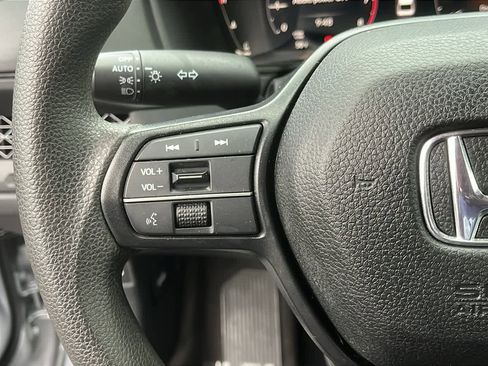 Used 2025 Honda Accord LX image 14