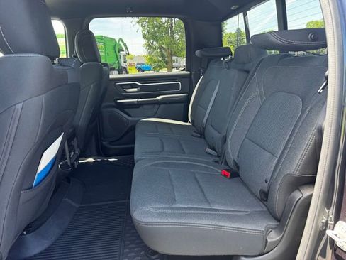 Used 2019 RAM 1500 Big Horn AWD/4WD image 18