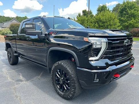 Used 2025 Chevrolet Silverado 2500 LTZ w/ Trail Boss Package AWD/4WD image 26