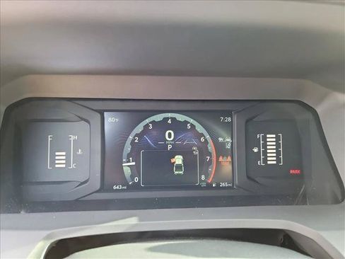 Used 2025 Toyota Tacoma SR5 AWD/4WD image 14
